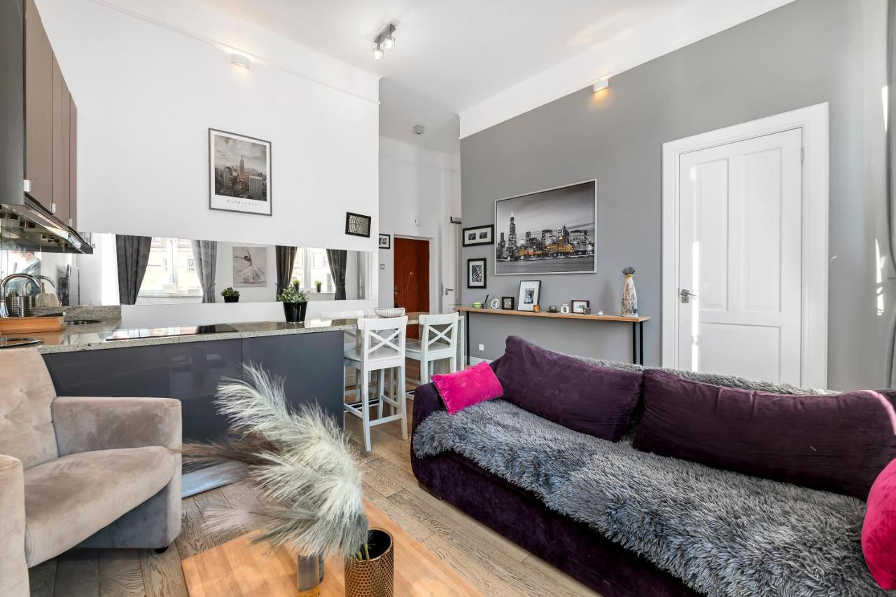 Amazing Apartment On Plac Zamkowy 바르샤바 외부 사진